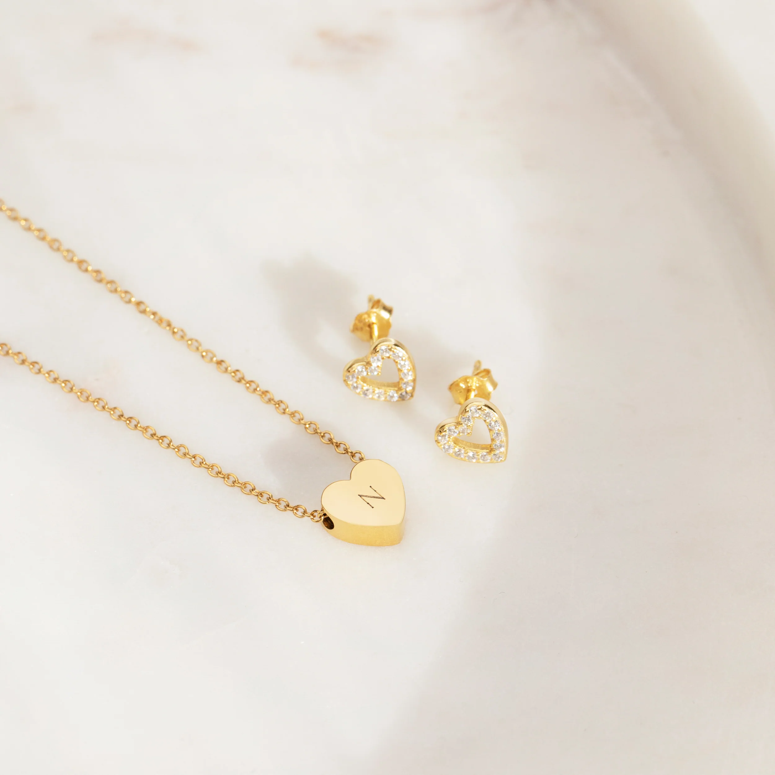 Amo Heart Necklace in Gold - Image 8