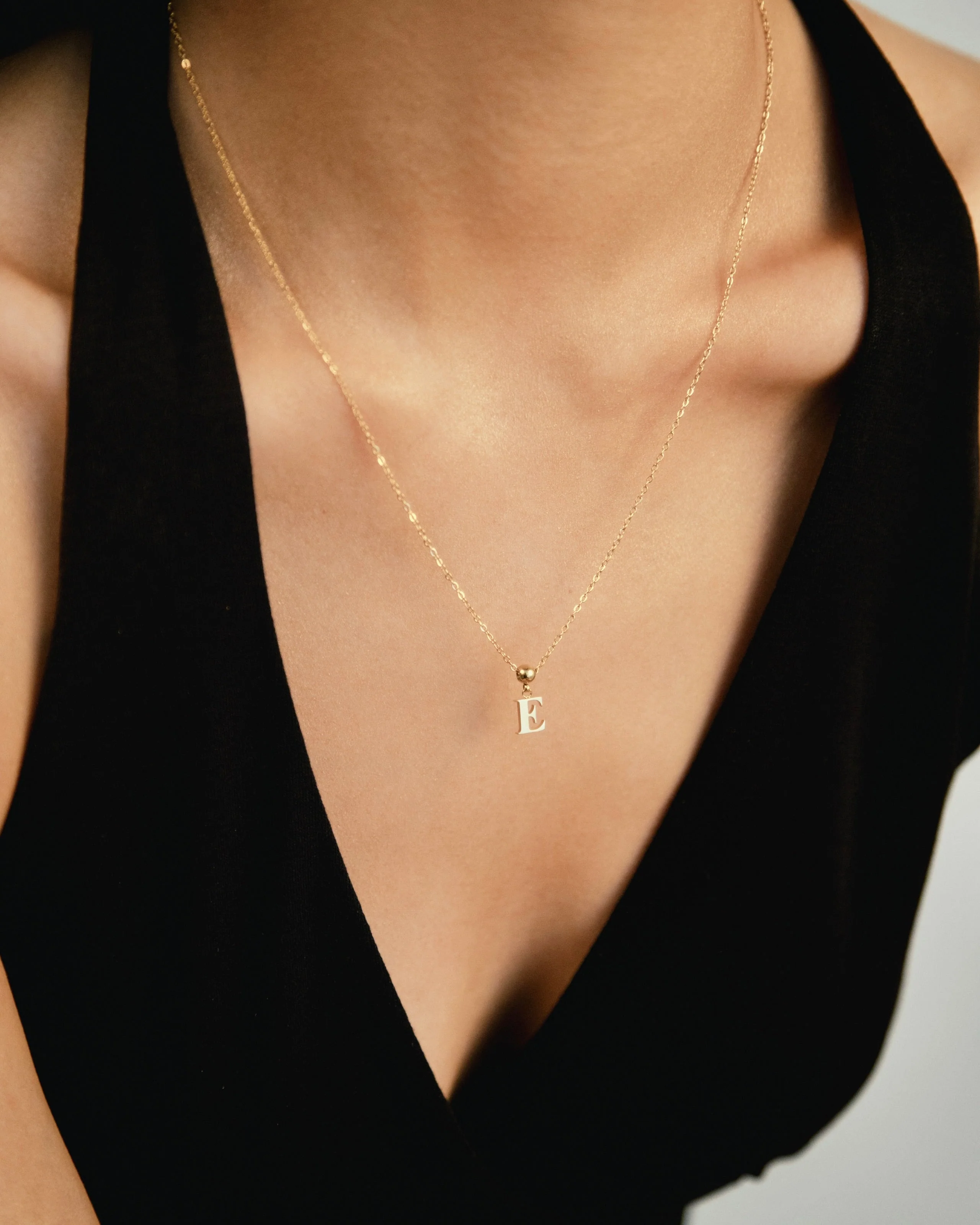 E Classic Initial Charm Gold - Image 2