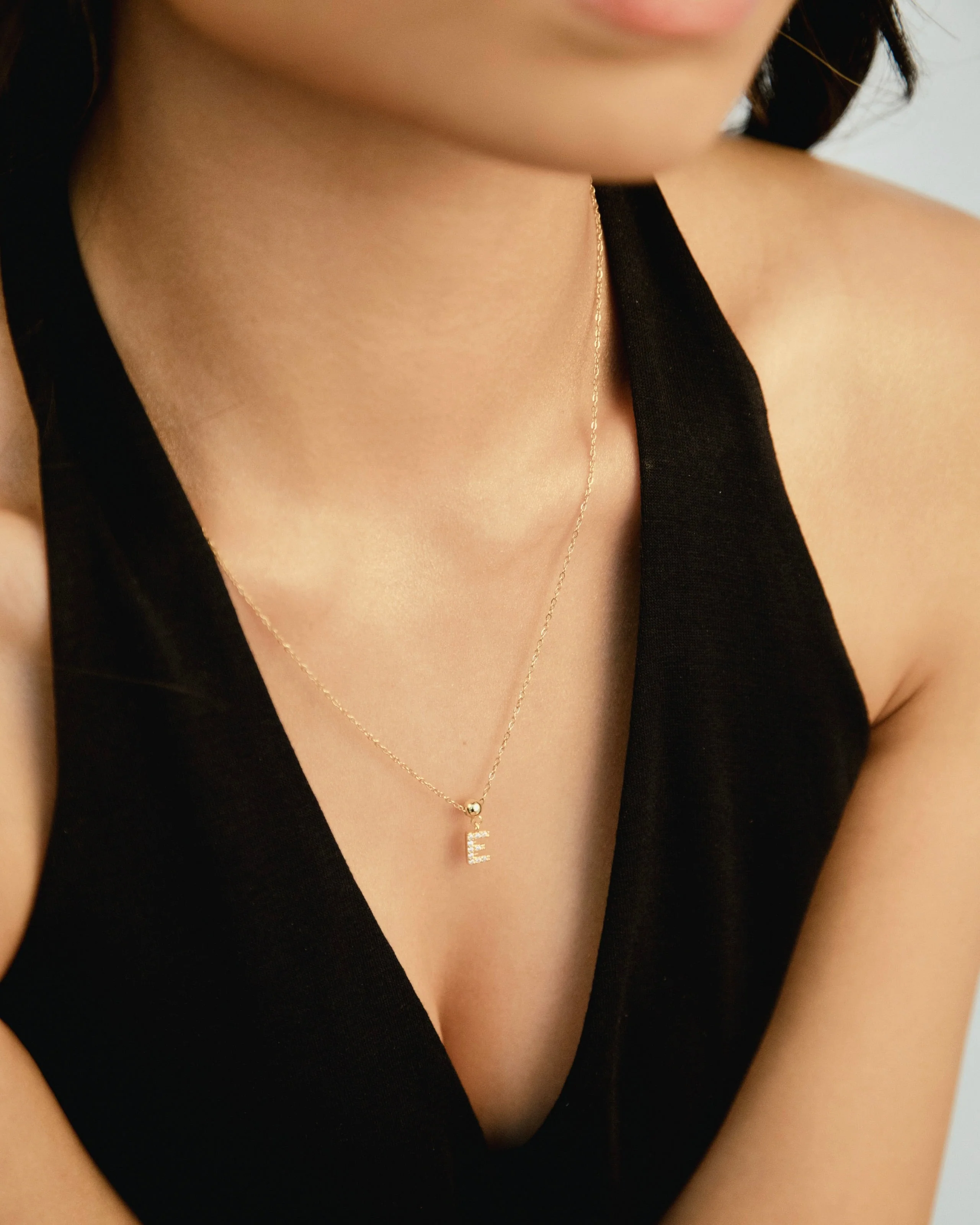E Diamond Initial Charm Gold - Image 3