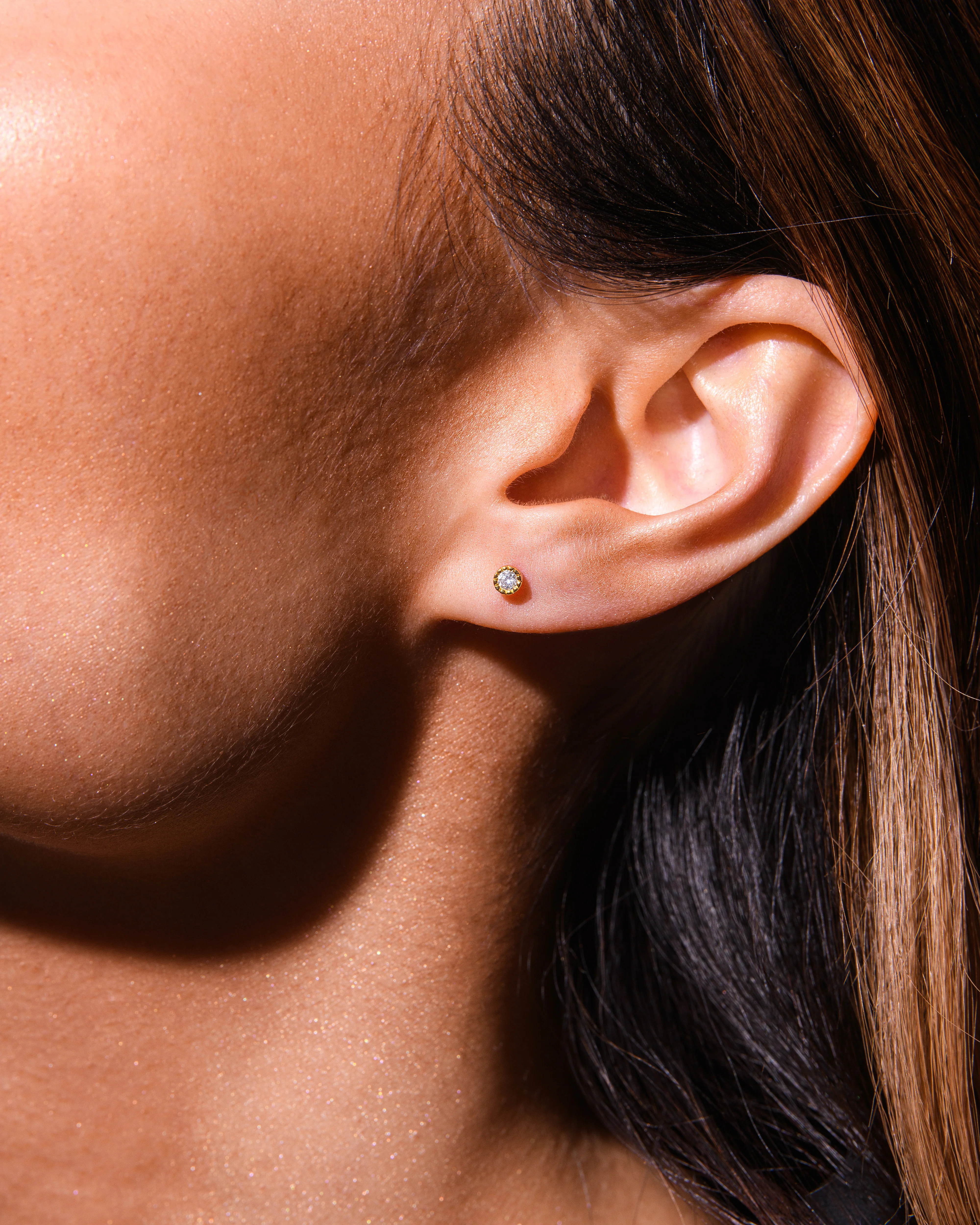 Eclipse Diamond Stud Earrings Gold - Image 3