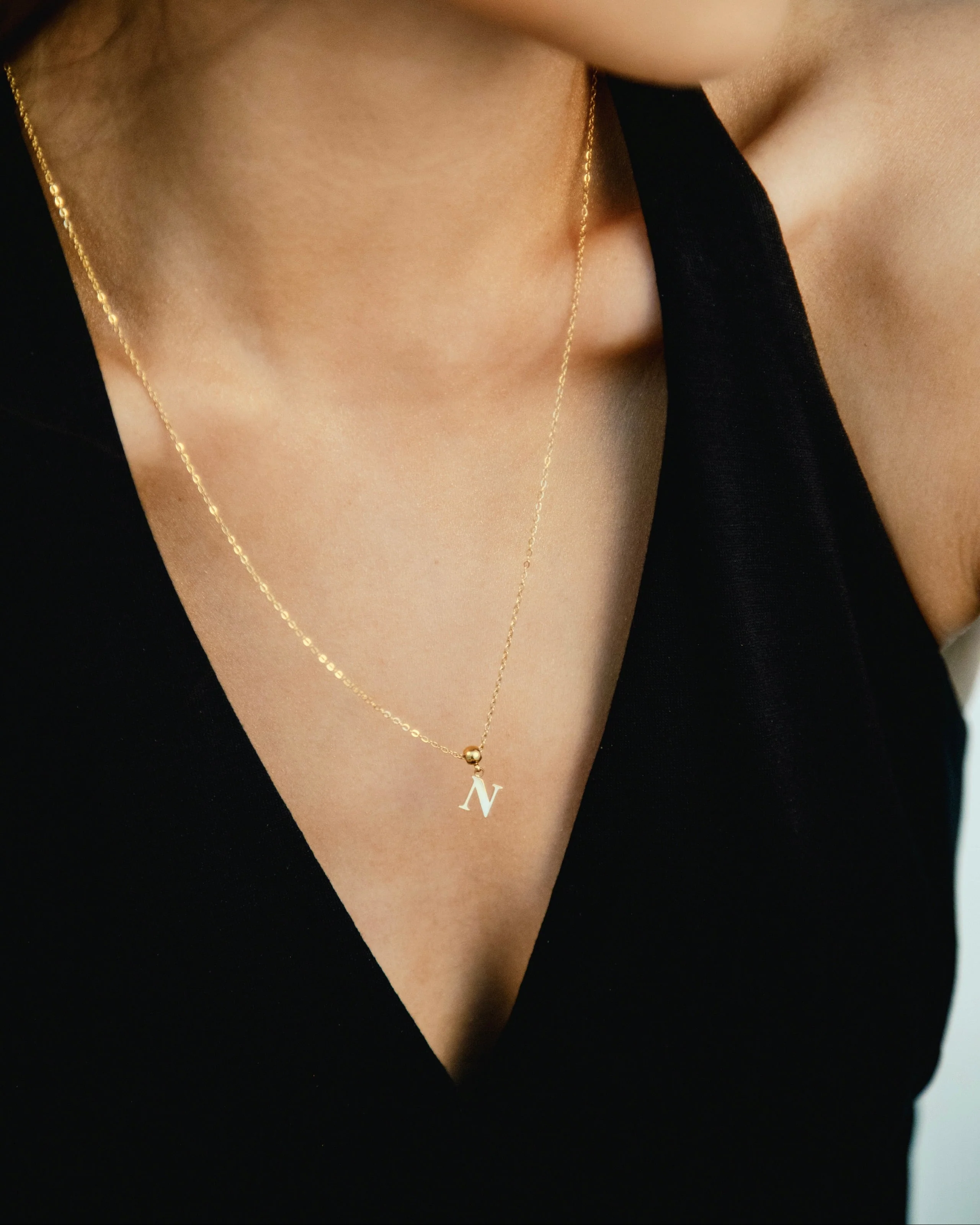 N Classic Initial Charm Gold - Image 4