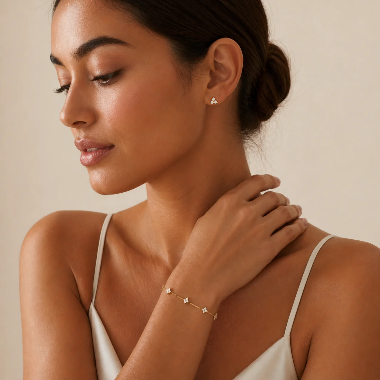 Trinity Infinity Bracelet & Trinity Studs Set Gold
